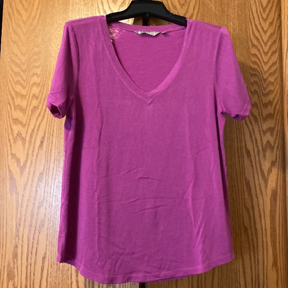 Athleta Tops Athleta V Neck Tes Poshmark
